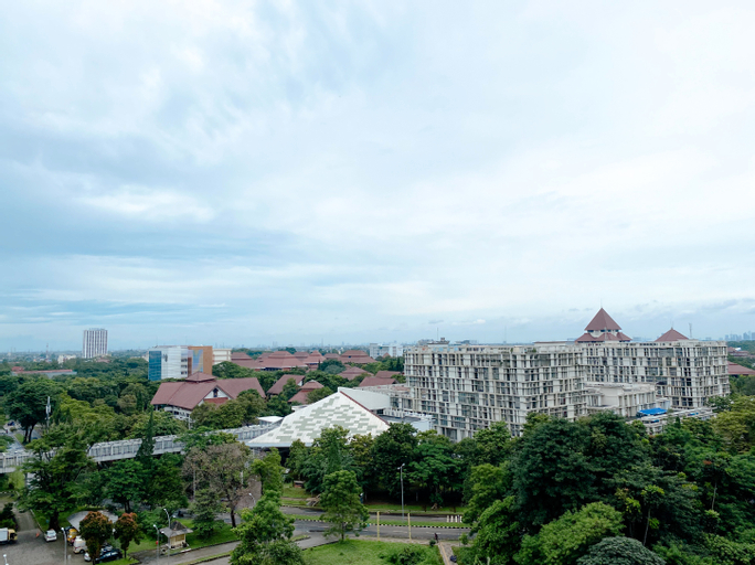 Exterior & Views 4, Best Deal and Comfortable Studio Park View Condominium Apartment By Travelio, Depok