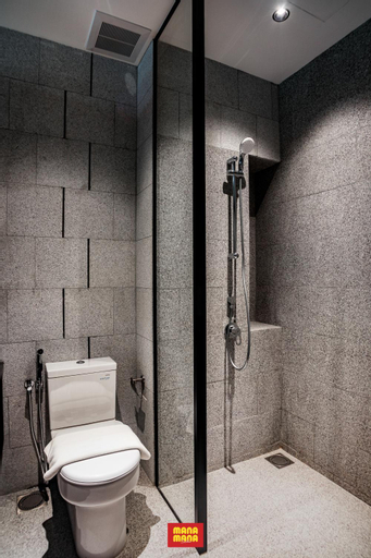 Bathroom 24