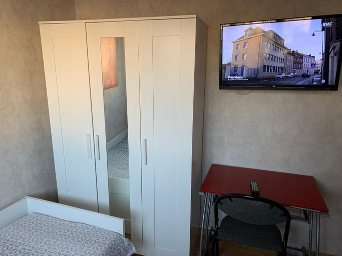 Bedroom 3, Jolie chambre Nenuphar dans belle maison, Rhône