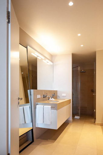 Bathroom 4, The Wellem Residences, Düsseldorf