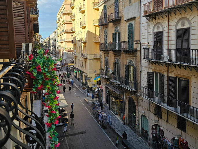 Others 4, Teatro Del Sole Apartment, Palermo