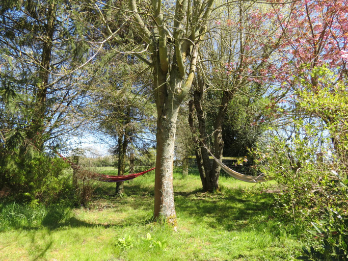 Others 4, Le Chant Des Fees, Calvados