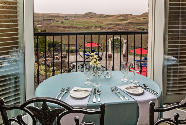 Others 3, Cameo Heights Mansion and The Vine Fine Dining Restaurant, Walla Walla
