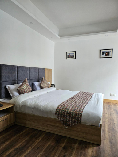 Others 4, Shanol Residency, East Sikkim