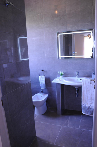 Others 3, La Fenice, Agrigento