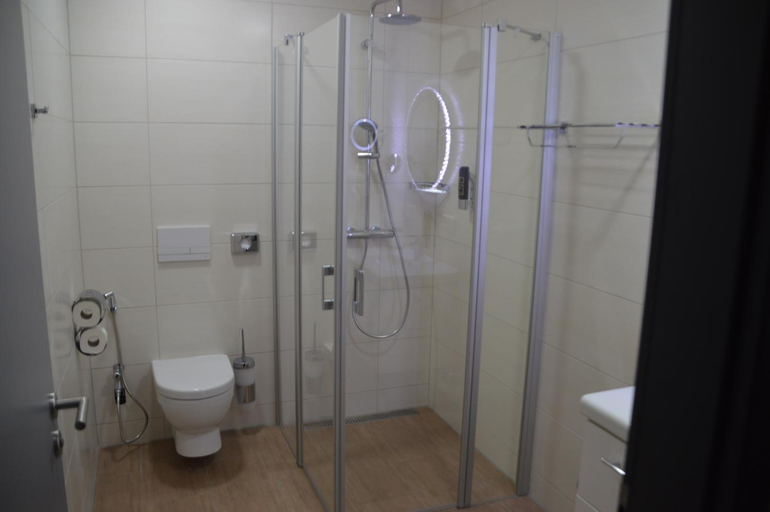 Bathroom 5, NAAM Hotel & Apartments Frankfurt, Frankfurt am Main