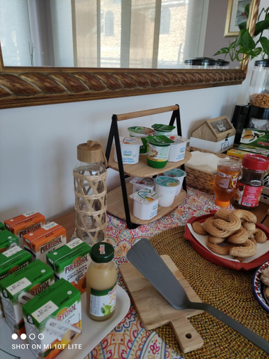 Food & Drinks 5, B&B Marsa', Syracuse