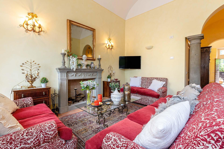 Others 2, Casa Francesca in Lucca, Lucca