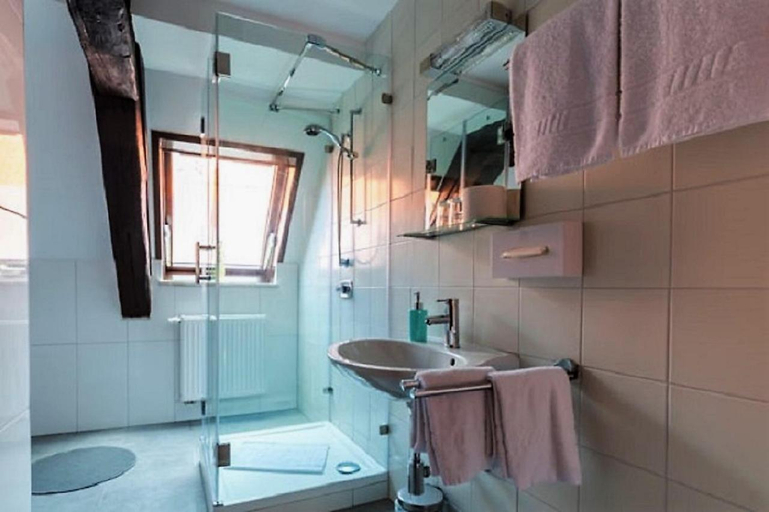Bathroom 3, Hotel Luca, Bayreuth