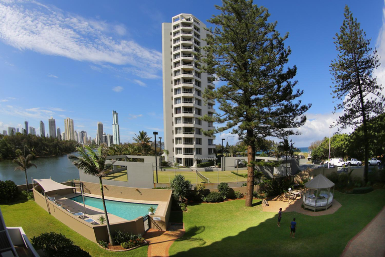 Narrowneck Court Holiday Apartments, Gold Coast