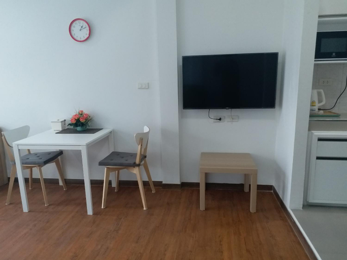 Dining Room 14