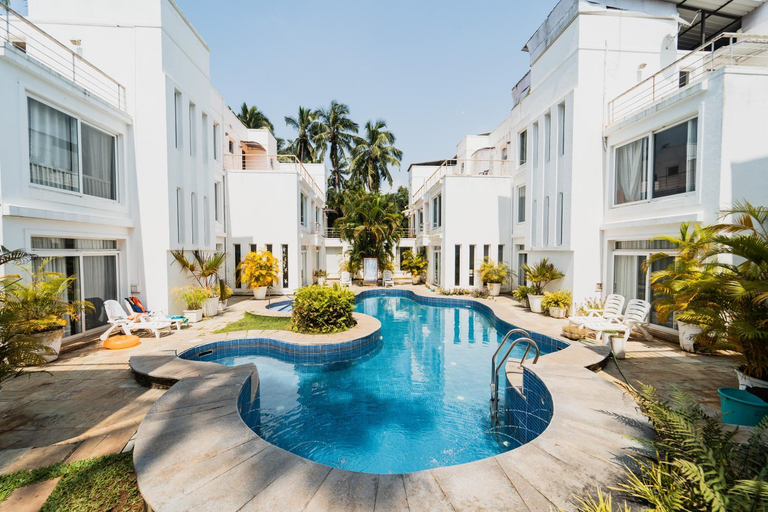 Sport & Beauty 2, VILLA M-JIA 3-3BHK Candolim,Pool Facing,Near Beach,free Breakfast,NO BOYS STAG GROUPS, North Goa