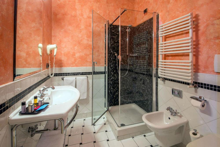 Bathroom 4, Hotel San Francesco, Roma