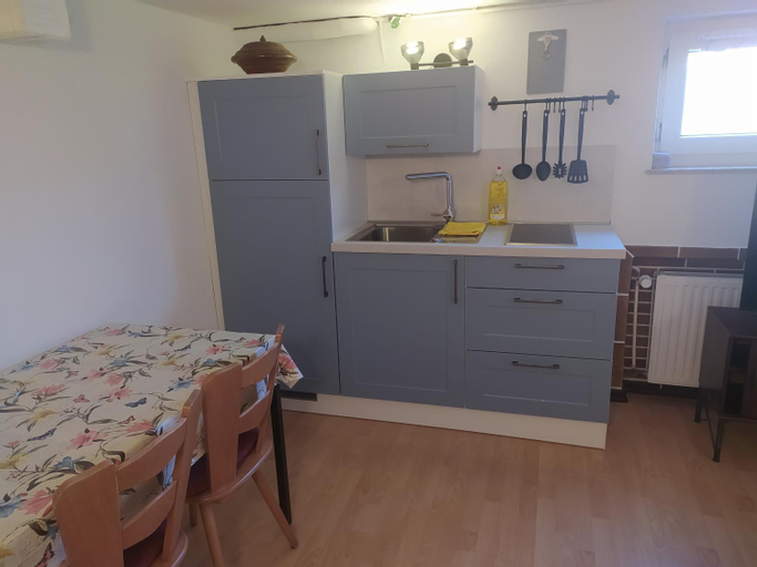 Dining Room 4, Ferienwohnung, Kassel