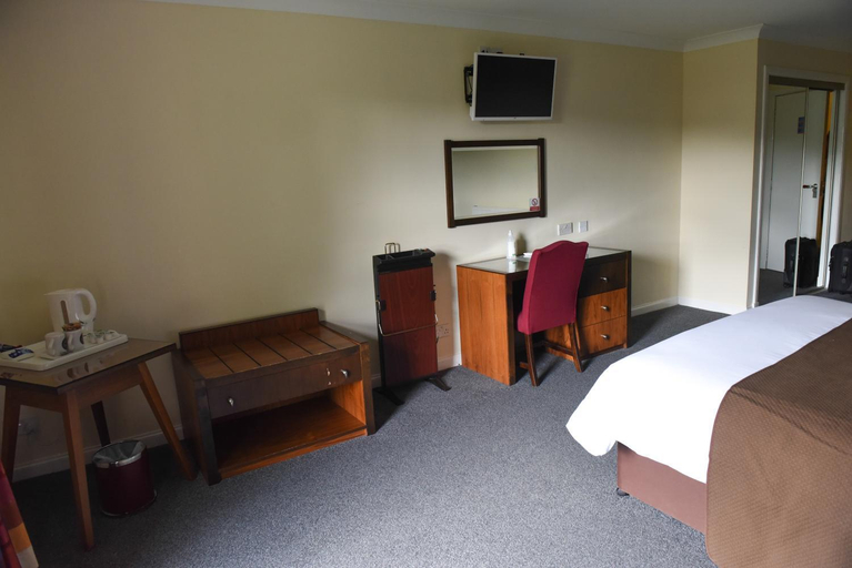 Bedroom 3, Castlecary Hotel, Falkirk