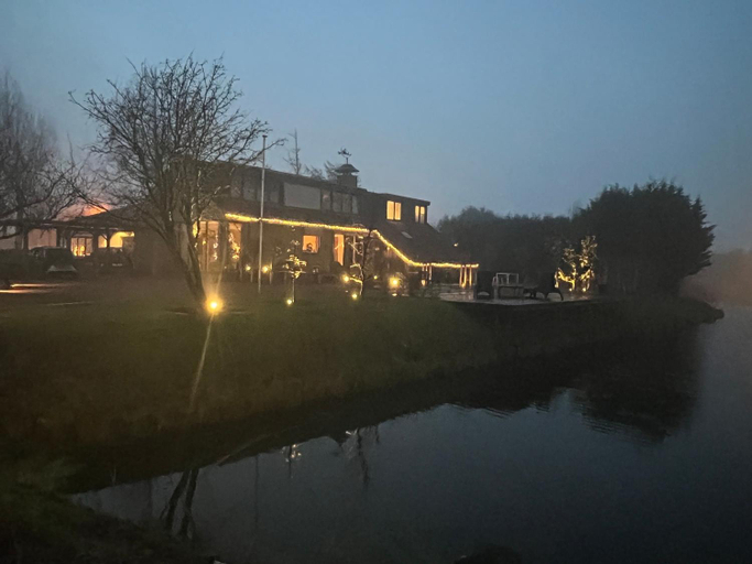 Others 5, Paauwze, Rijnsburg