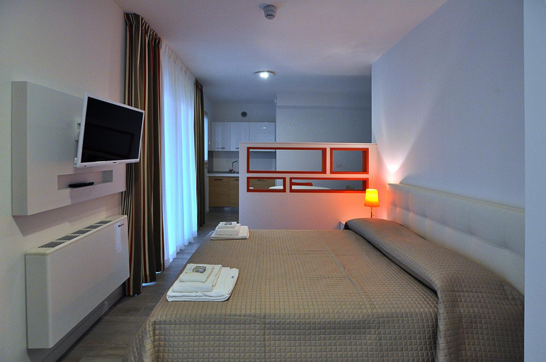 Bedroom 2, BB Hotels Aparthotel Arcimboldi, Milano