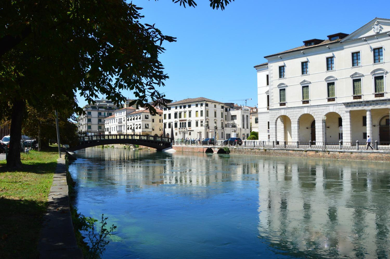Others 5, Riviera Garibaldi, Treviso