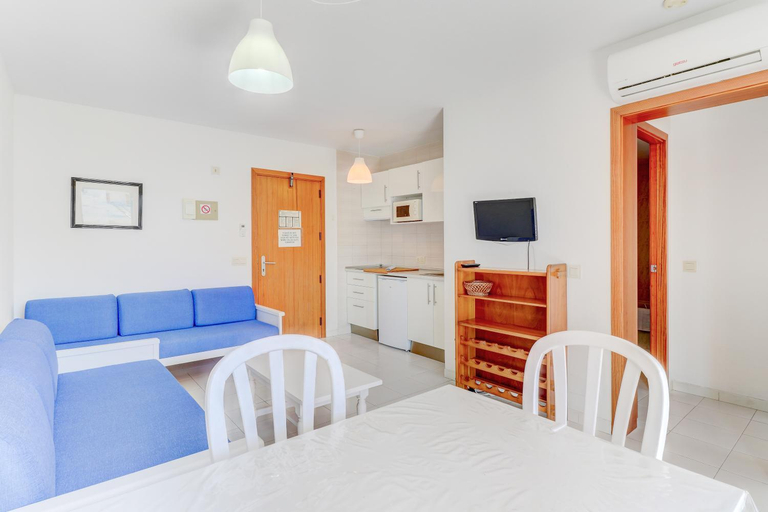 Bedroom 4, Llevant Apartamentos, Baleares