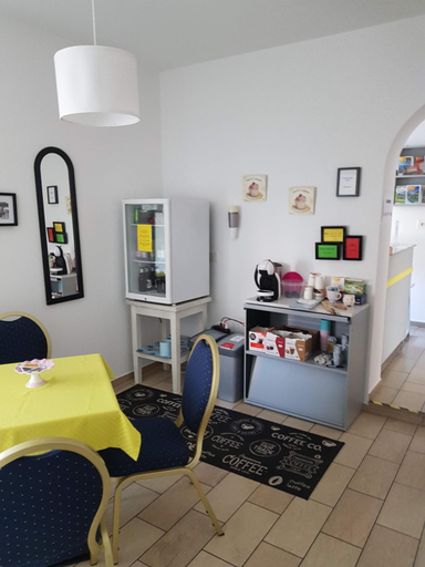 Food & Drinks 3, Garni Elisabetta, Locarno