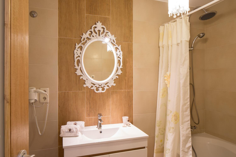 Bathroom 5, Quinta São Miguel de Arcos, Vila do Conde
