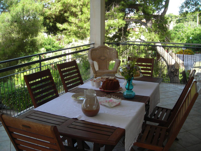 Others 3, B&B San Salvador, Lecce