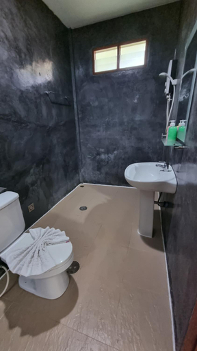 Bathroom 2, PawPaw Resort, Ko Samui