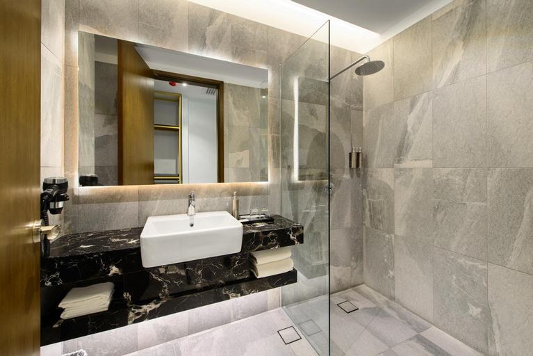 Bathroom 8