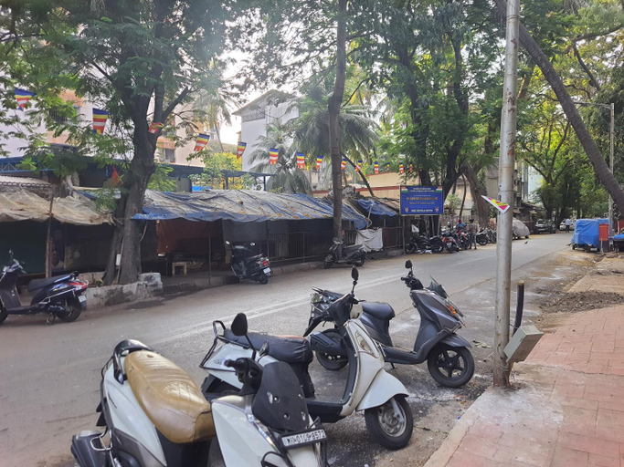 Others 5, OSI Apartments Khar West, Mumbai Suburban