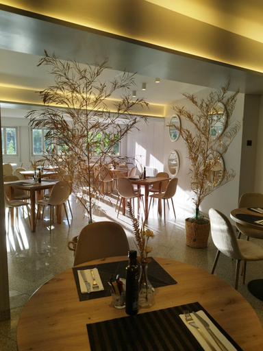 Food & Drinks, Seijo, Lugo