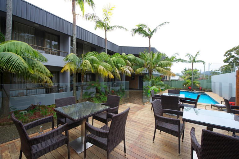 Food & Drinks, Peninsula Nelson Bay Motel and Serviced Apartments, Port Stephens