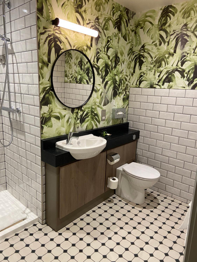 Bathroom 4, Caledonian Hotel, Newcastle upon Tyne
