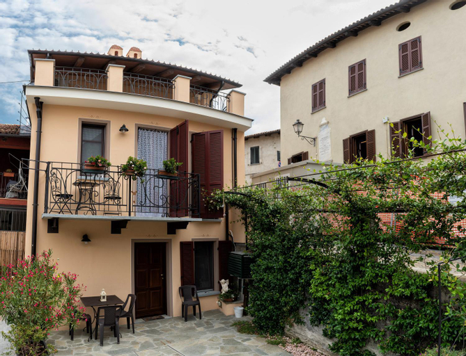 IL CORTILETTO 2, Cuneo