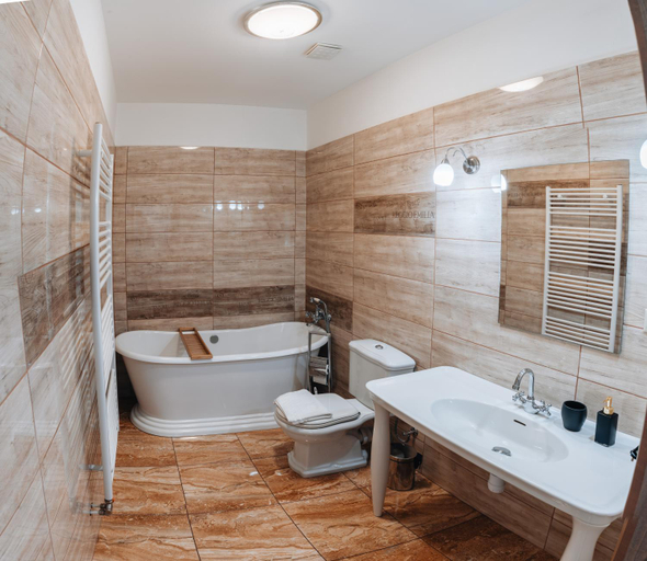 Bathroom, Kastely grof Zichy, Košice-okolie