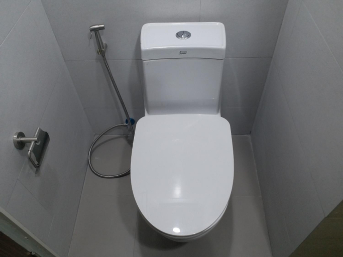 Bathroom 8