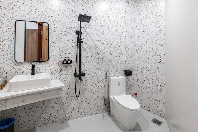 Bathroom 3, Mai Hotel, Vũng Tàu
