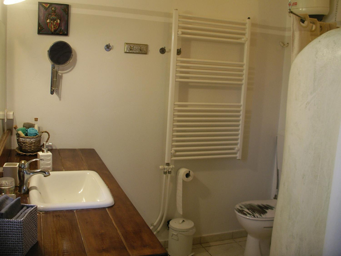 Bathroom 2, Paros Sunset Villas PSV & PSV2, South Aegean