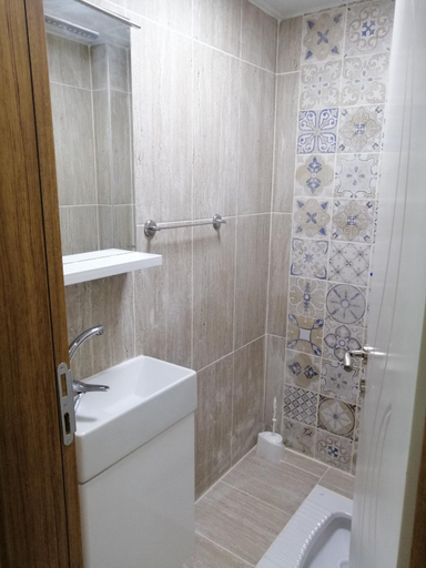 Bathroom 3, Deniz Apart, Kale