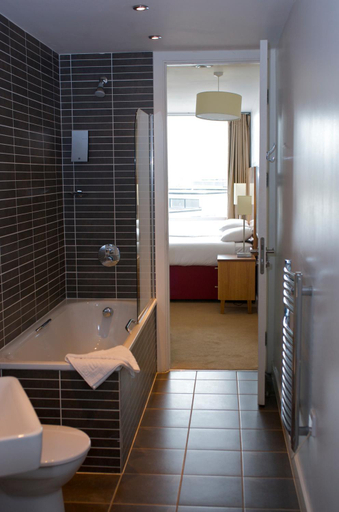 Bathroom 4, PREMIER SUITES Liverpool, Sefton