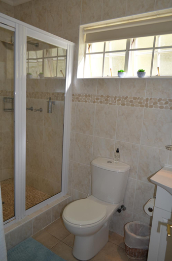 Bathroom 4, On The Bay B&B, Nelson Mandela Bay