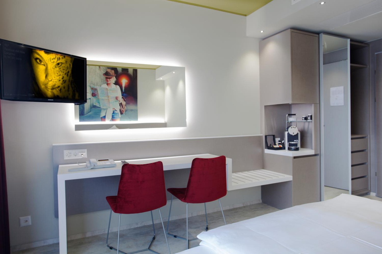 Bedroom 3, Hotel City Locarno, Locarno
