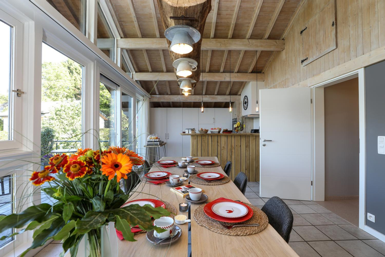 Dining Room 16