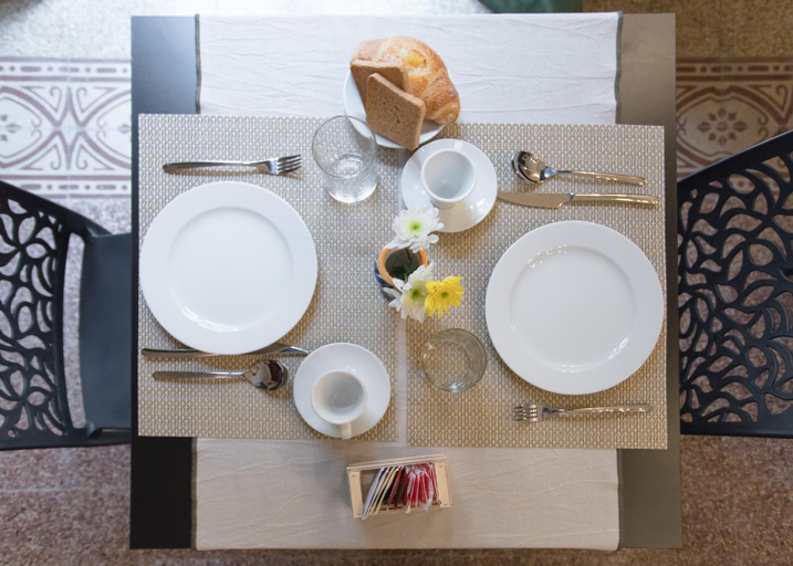 Food & Drinks 5, Donna Isa B&B, Palermo