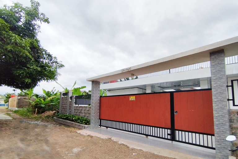 Exterior & Views 1, OYO 92522 Gle Kost Syariah, Jambi