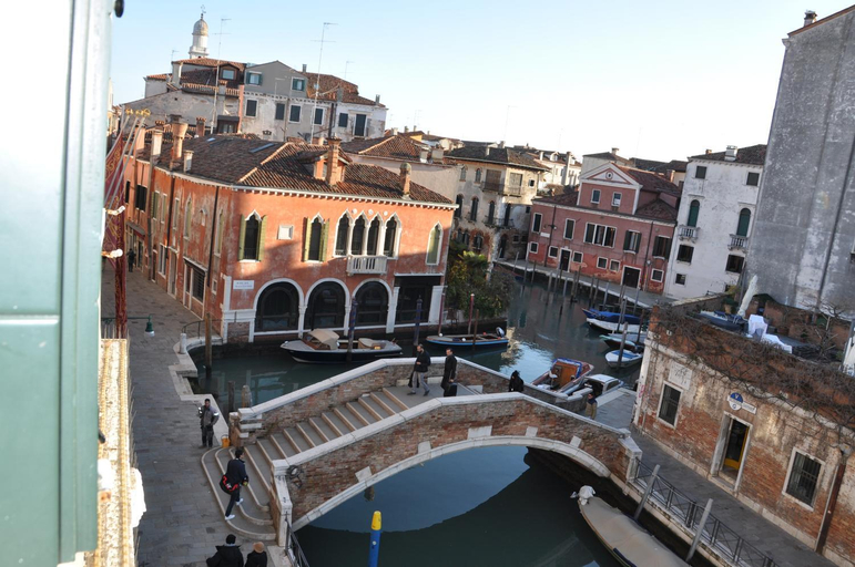 Others 4, La Chambre D'Ella, Venezia