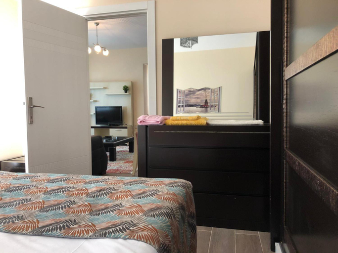 Bedroom 2, Lara Park Suites, Antalya