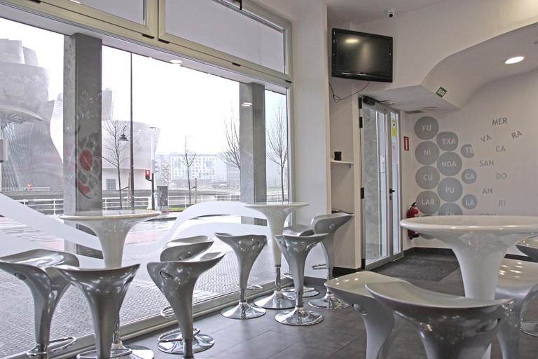 Food & Drinks 5, Botxo Gallery - Youth Hostel Bilbao, Vizcaya