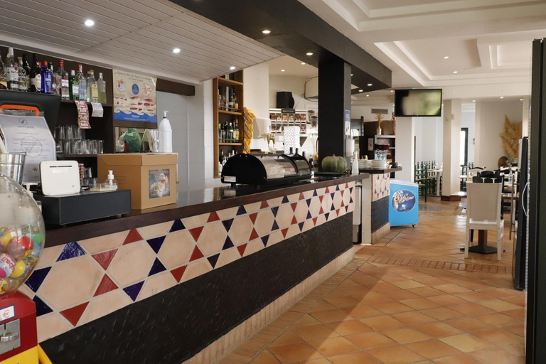 Public Area 2, Hostal Restaurante Benalup Golf, Cádiz
