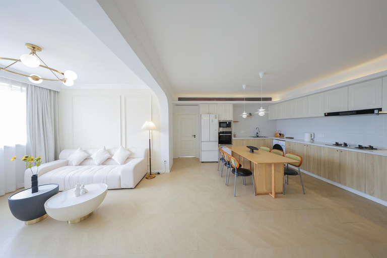 Others 5, Warm Four Bedroom Apartment with Huangpu River View, Shanghai