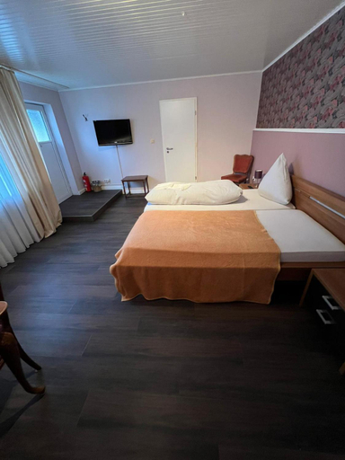 Others 4, Gastehaus Geli, Dithmarschen